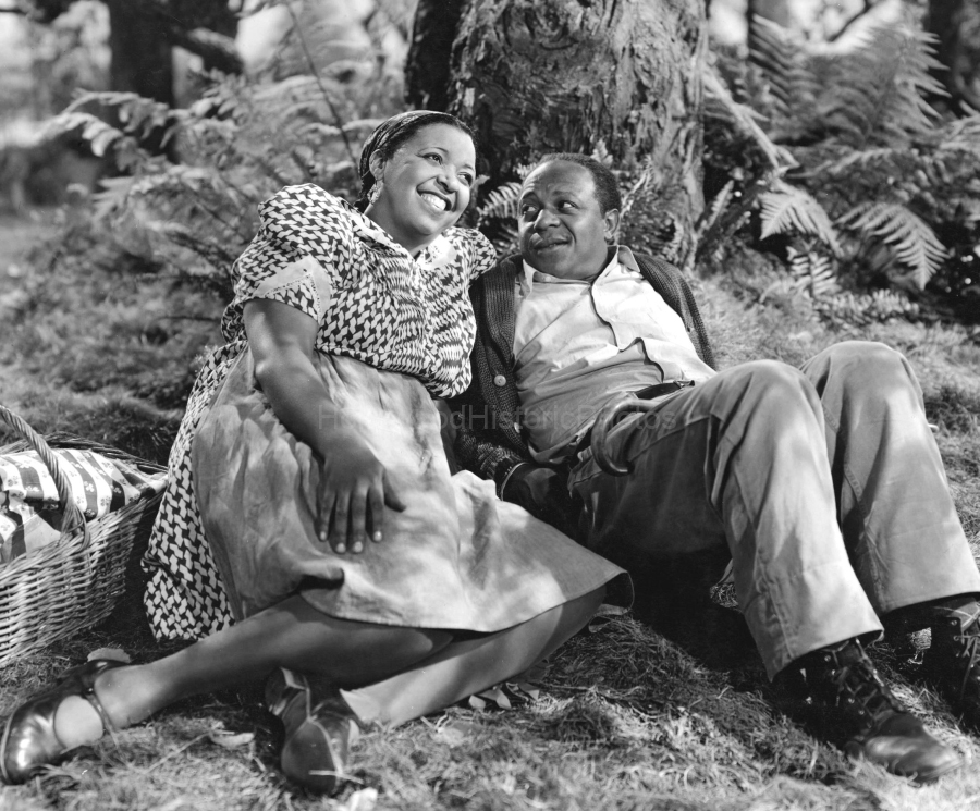 Ethel Waters 1943 1 WM.jpg